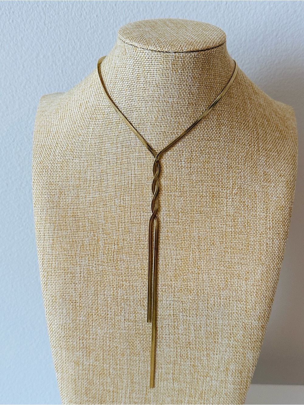 Fashion Jewelry Gold Twisted Lariat Necklace - Gold